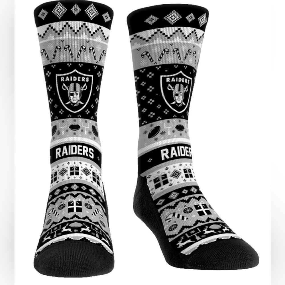 LAS VEGAS RAIDERS Tacky Ugly Sweater Socks Sz. Men’s L/XL 9-13